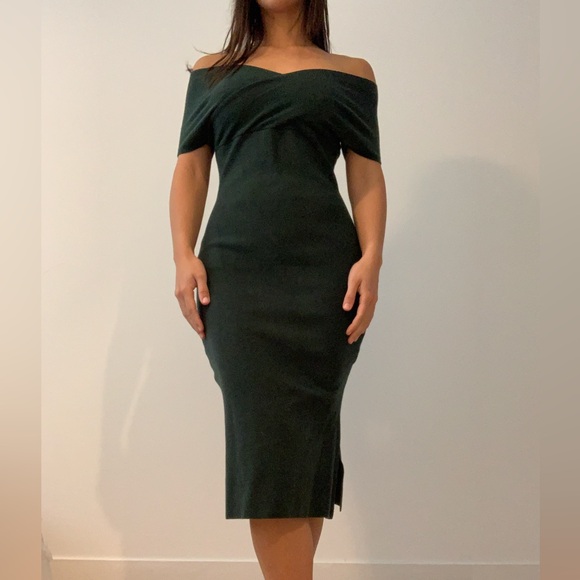 Banana Republic off the shoulder dress - Picture 1 of 3